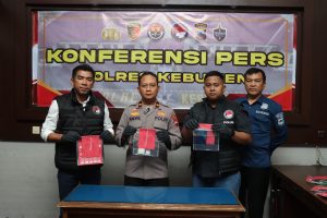 Jaringan Kurir Sabu Lintas Kota Diamankan Polres Kebumen Berikut Barang Bukti Seberat 61,777 Gram
