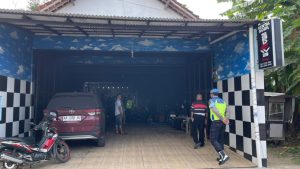 Korsleting Kipas Angin Picu Kebakaran Garasi Rental Mobil di Panjer