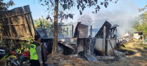 Korsleting Listrik Diduga Picu Kebakaran Rumah di Buayan