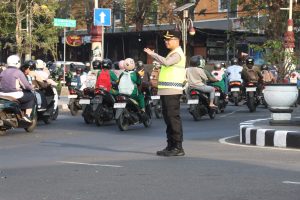 Kapolres Kebumen Turun ke Jalan, Apresiasi Budaya Tertib Berlalu Lintas Warga